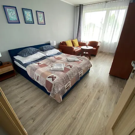 Altona Bed & Breakfast *