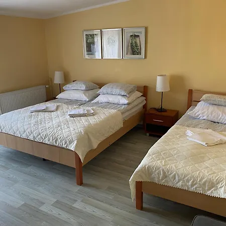 Altona Bed & Breakfast *