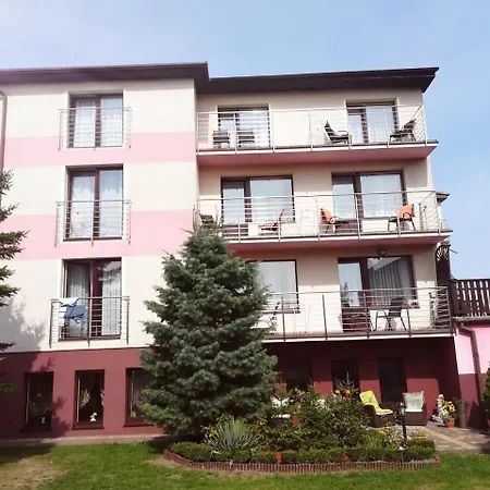 Altona Bed & Breakfast *