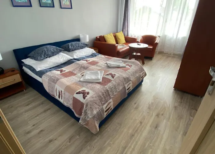 Altona فندق مبيت وإفطار 3*