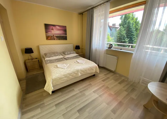 فندق مبيت وإفطار Altona